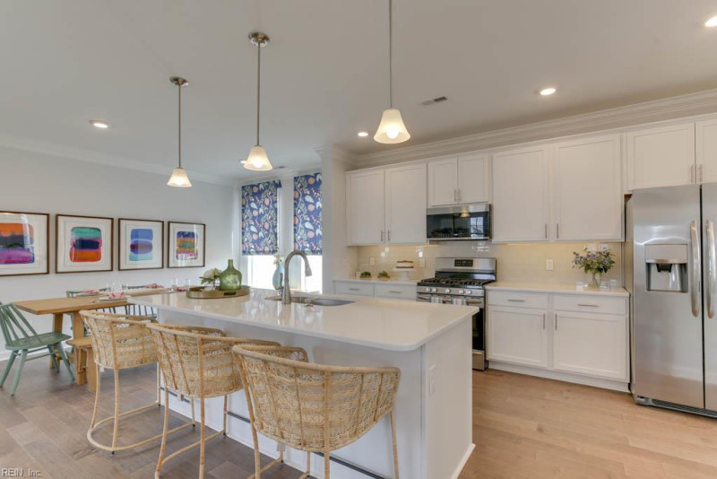 Photo 17 of 35 residential for sale in Chesapeake virginia