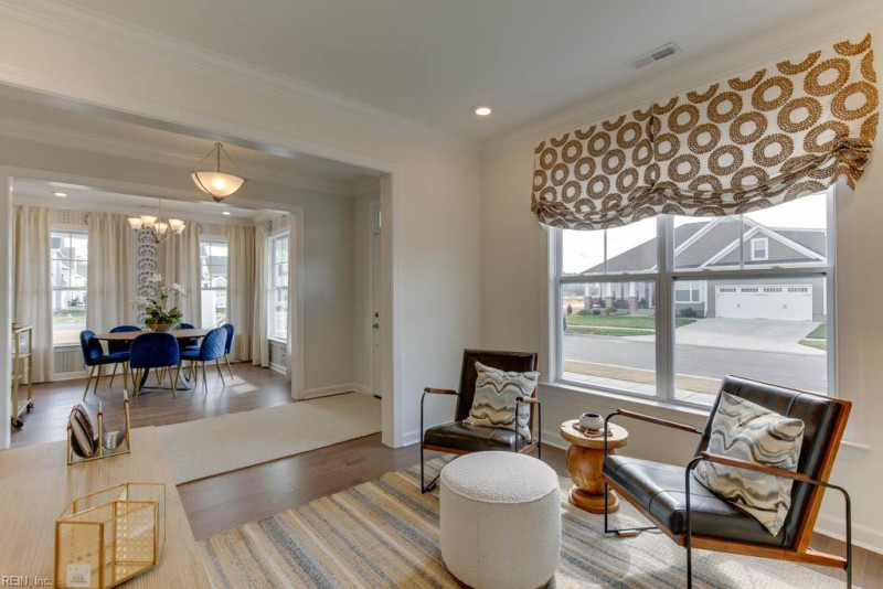 Photo 5 of 35 residential for sale in Chesapeake virginia