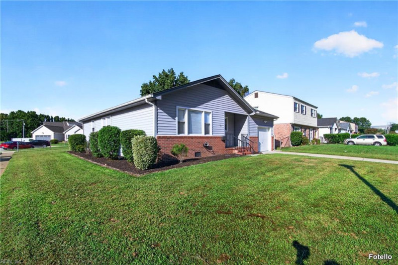 Photo 2 of 21 residential for sale in Hampton virginia