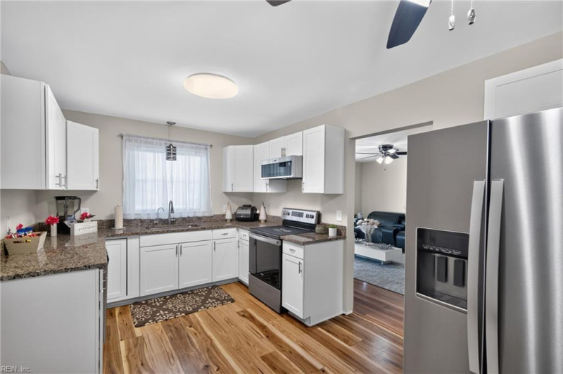 Photo 8 of 21 residential for sale in Hampton virginia