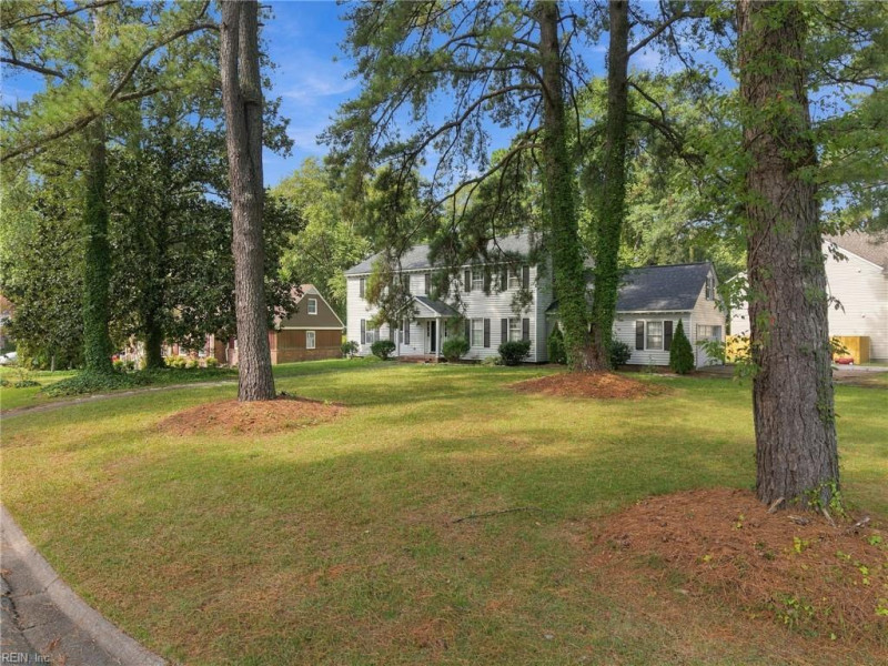 Photo 23 of 26 residential for sale in Chesapeake virginia Photo 23 of 26 residential for sale in Chesapeake virginia