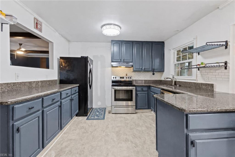 Photo 6 of 17 residential for sale in Chesapeake virginia Photo 6 of 17 residential for sale in Chesapeake virginia
