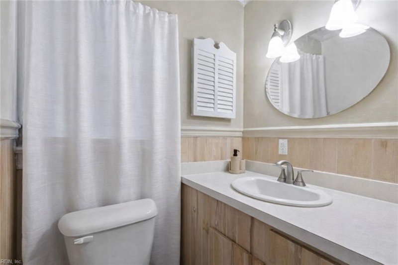 Photo 9 of 17 residential for sale in Chesapeake virginia Photo 9 of 17 residential for sale in Chesapeake virginia