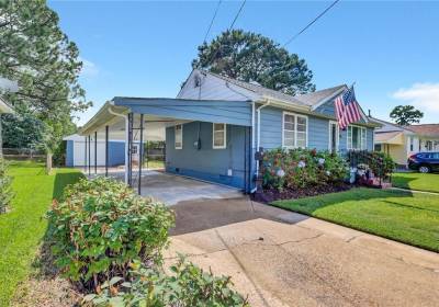 916 Redstart Avenue, Chesapeake, VA 23324