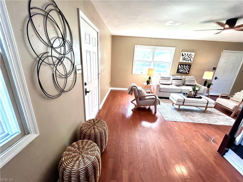 Photo 6 of 16 residential for sale in Chesapeake virginia Photo 6 of 16 residential for sale in Chesapeake virginia