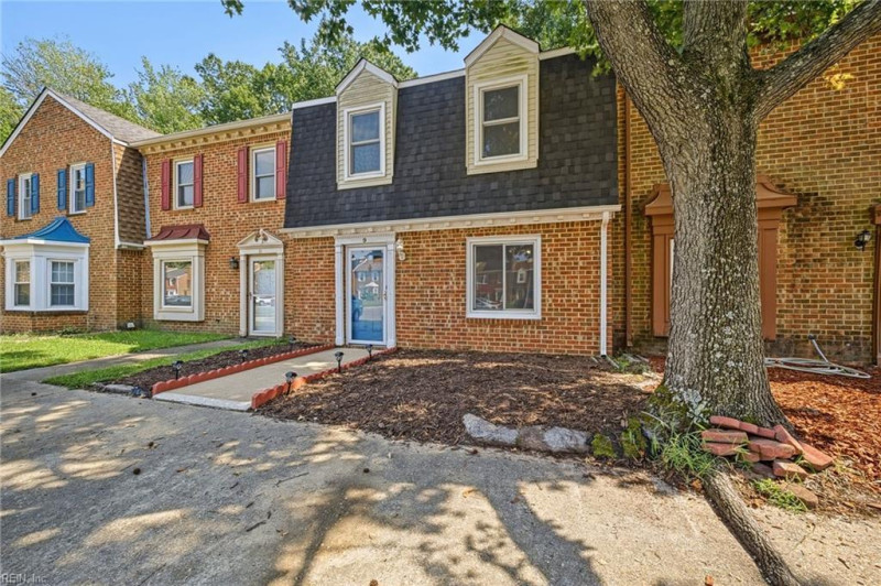Photo 4 of 37 residential for sale in Chesapeake virginia Photo 4 of 37 residential for sale in Chesapeake virginia