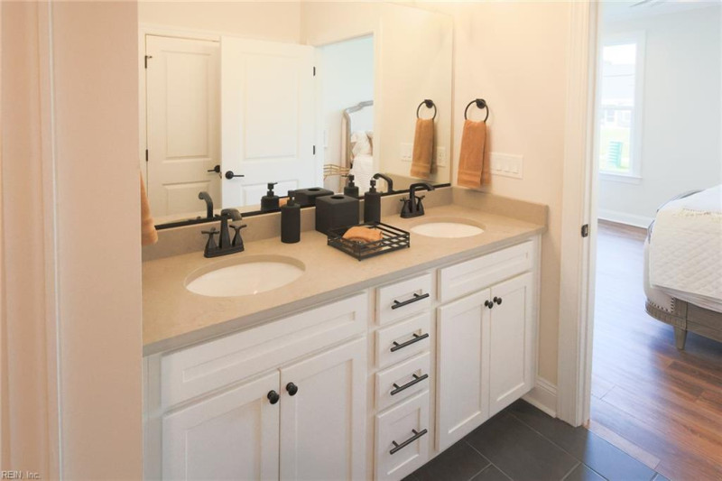Photo 33 of 48 residential for sale in Chesapeake virginia Photo 33 of 48 residential for sale in Chesapeake virginia