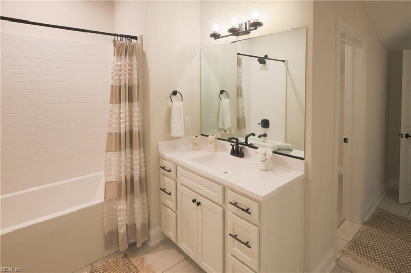 Photo 41 of 48 residential for sale in Chesapeake virginia Photo 41 of 48 residential for sale in Chesapeake virginia