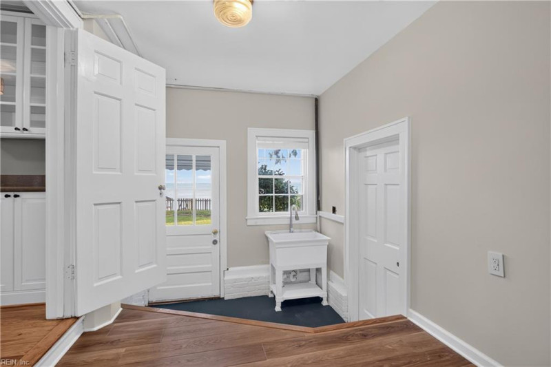 Photo 15 of 40 residential for sale in Newport News virginia Photo 15 of 40 residential for sale in Newport News virginia