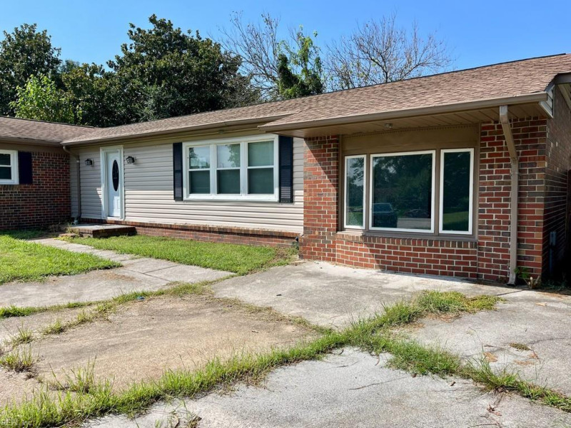 Photo 2 of 15 residential for sale in Chesapeake virginia Photo 2 of 15 residential for sale in Chesapeake virginia