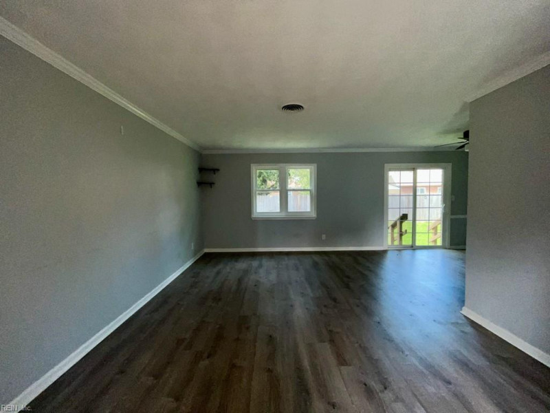 Photo 5 of 15 residential for sale in Chesapeake virginia Photo 5 of 15 residential for sale in Chesapeake virginia