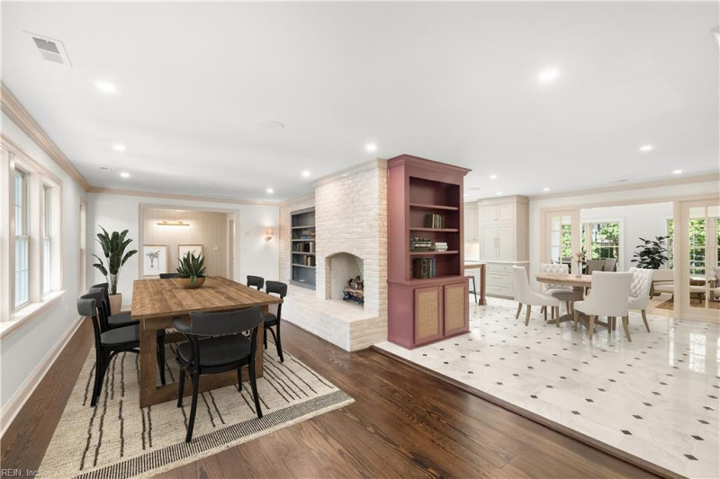 Photo 15 of 46 residential for sale in Virginia Beach virginia