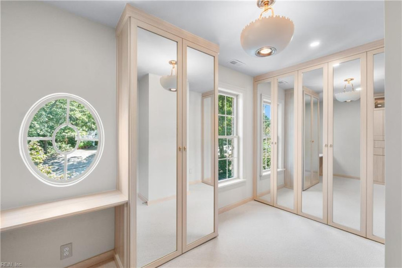 Photo 24 of 46 residential for sale in Virginia Beach virginia