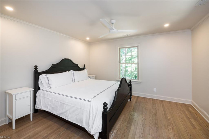Photo 27 of 46 residential for sale in Virginia Beach virginia