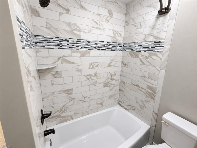 Photo 14 of 30 residential for sale in Virginia Beach virginia