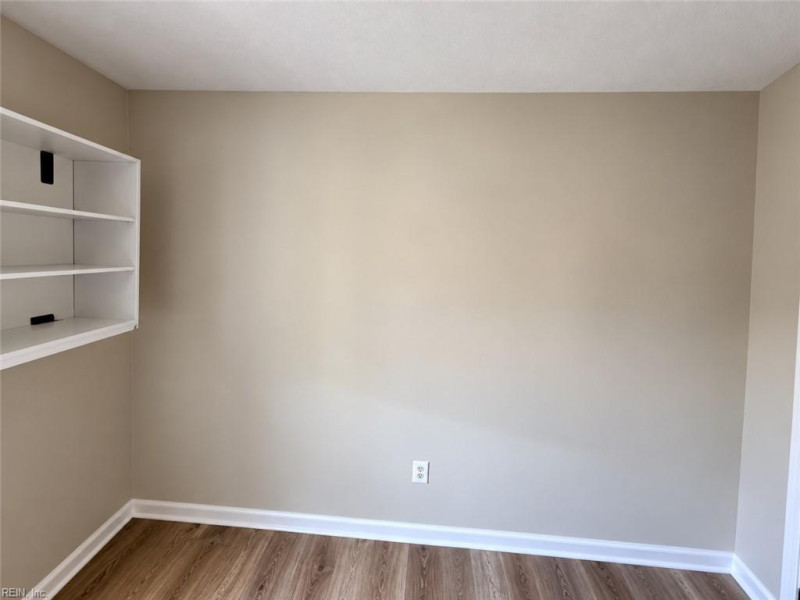 Photo 21 of 30 residential for sale in Virginia Beach virginia