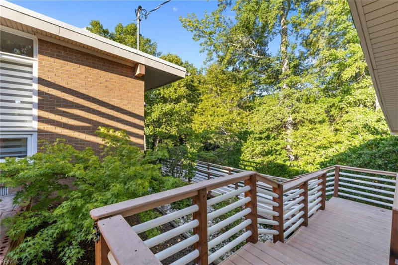 Photo 6 of 47 residential for sale in Newport News virginia