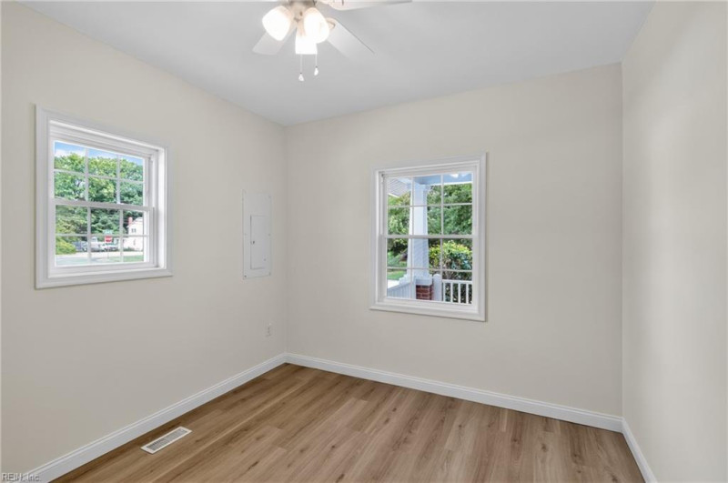 Photo 31 of 37 residential for sale in Hampton virginia Photo 31 of 37 residential for sale in Hampton virginia