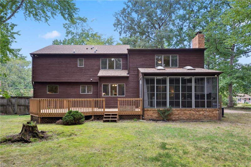 Photo 47 of 50 residential for sale in York County virginia