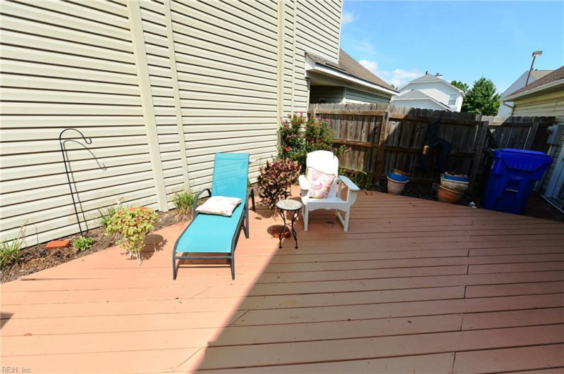 Photo 5 of 18 residential for sale in Chesapeake virginia