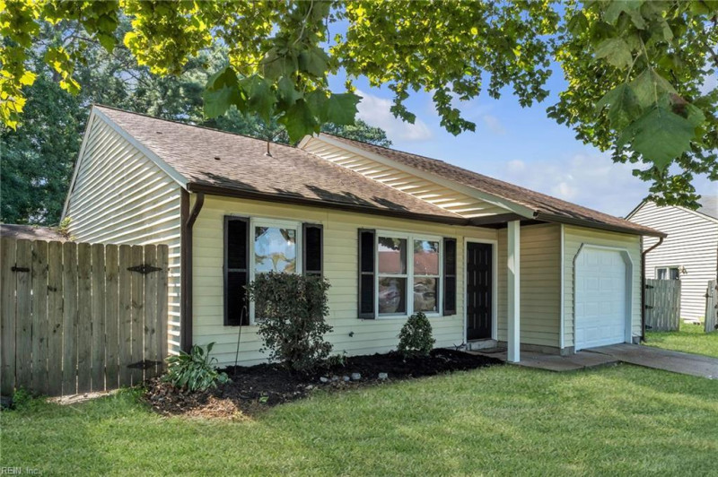 Photo 2 of 48 residential for sale in Virginia Beach virginia