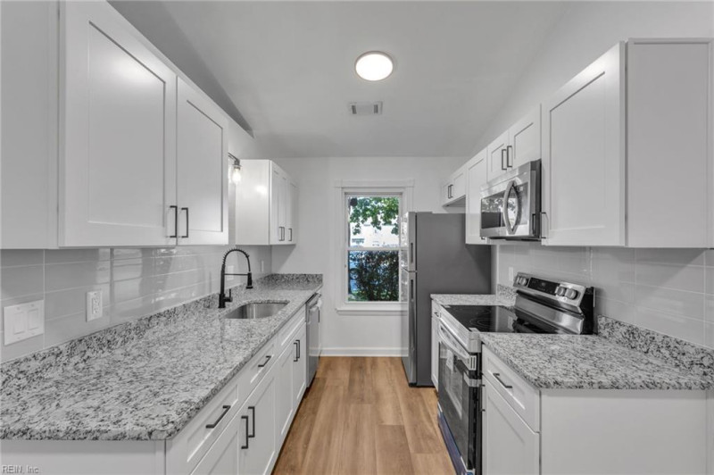 Photo 24 of 48 residential for sale in Virginia Beach virginia