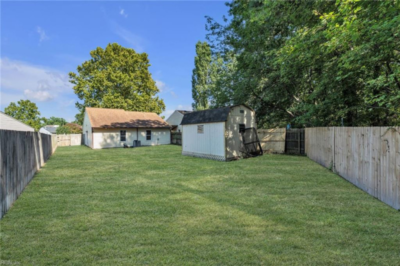 Photo 6 of 48 residential for sale in Virginia Beach virginia