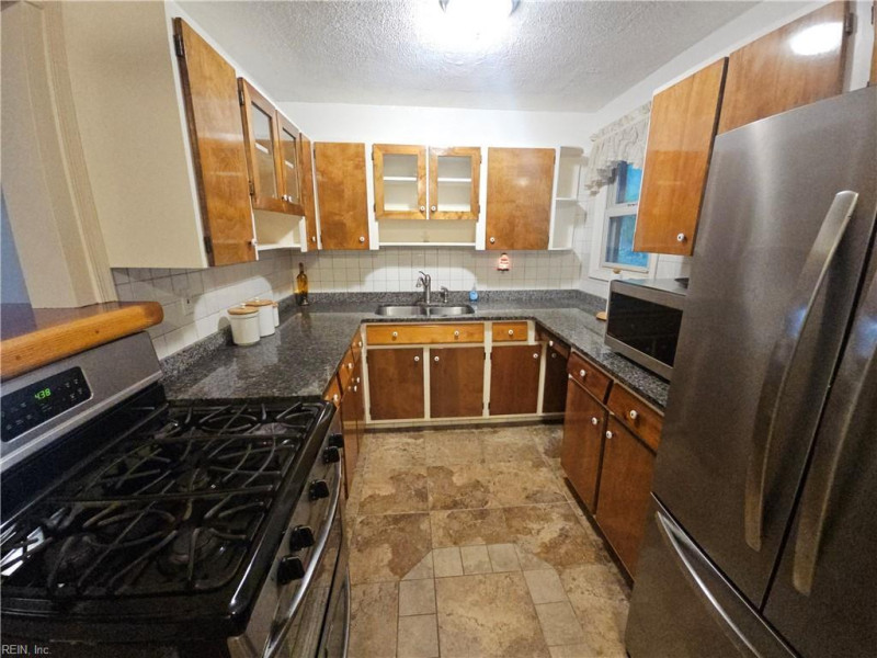 Photo 38 of 43 residential for sale in Norfolk virginia Photo 38 of 43 residential for sale in Norfolk virginia