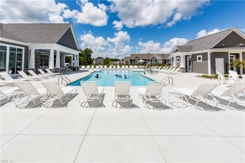 Photo 21 of 22 residential for sale in Suffolk virginia