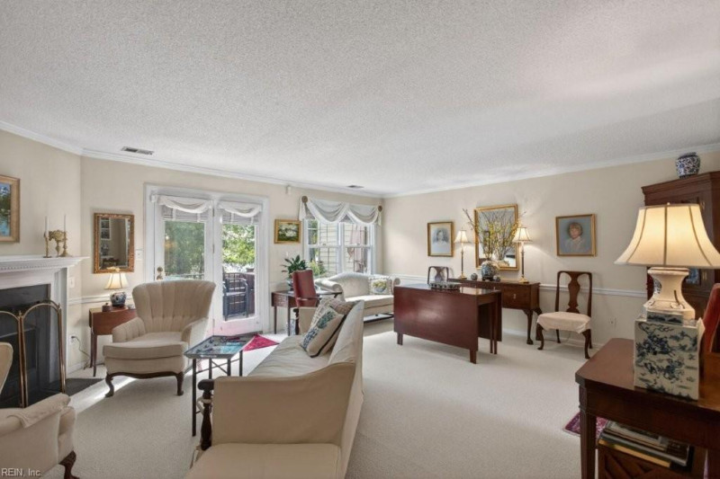Photo 14 of 35 residential for sale in Suffolk virginia