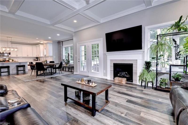 Photo 11 of 44 residential for sale in Newport News virginia