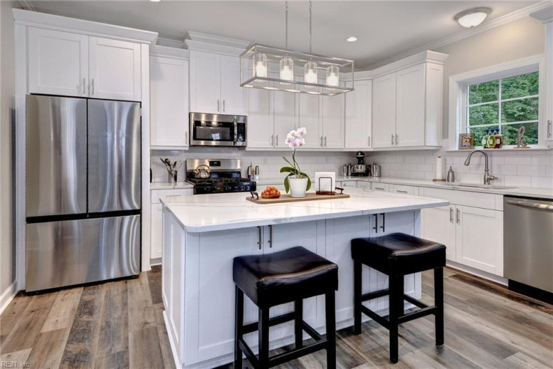 Photo 15 of 44 residential for sale in Newport News virginia