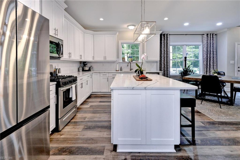 Photo 18 of 44 residential for sale in Newport News virginia