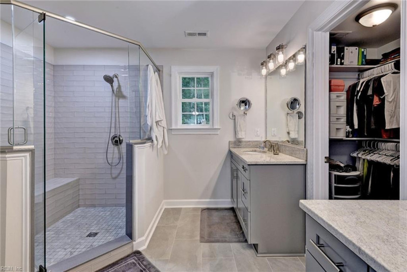 Photo 27 of 44 residential for sale in Newport News virginia