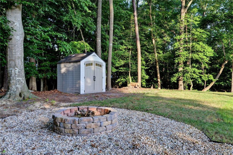 Photo 40 of 44 residential for sale in Newport News virginia