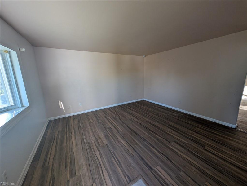 Photo 2 of 9 residential for sale in Portsmouth virginia