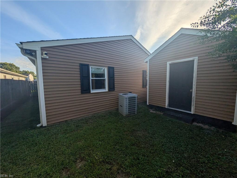 Photo 9 of 9 residential for sale in Portsmouth virginia