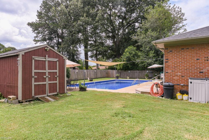 Photo 32 of 34 residential for sale in Chesapeake virginia Photo 32 of 34 residential for sale in Chesapeake virginia