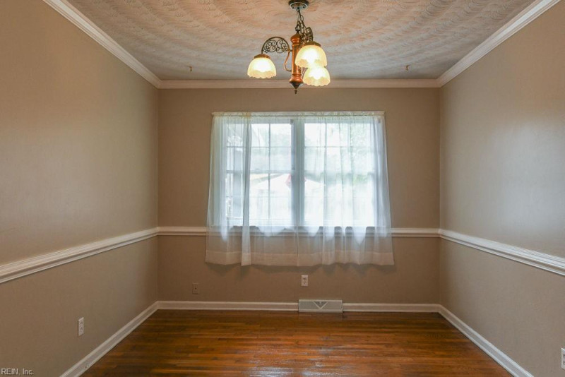 Photo 6 of 34 residential for sale in Chesapeake virginia Photo 6 of 34 residential for sale in Chesapeake virginia