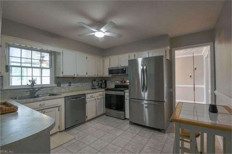 Photo 8 of 34 residential for sale in Chesapeake virginia Photo 8 of 34 residential for sale in Chesapeake virginia