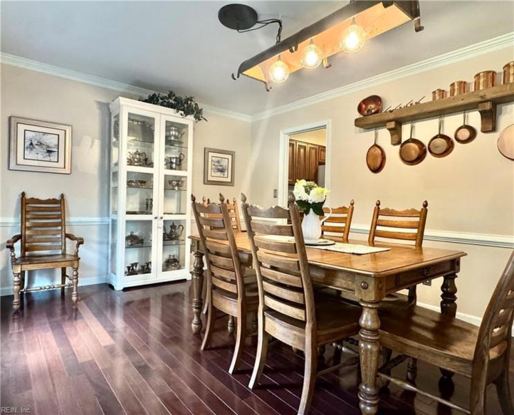 Photo 12 of 50 residential for sale in Chesapeake virginia