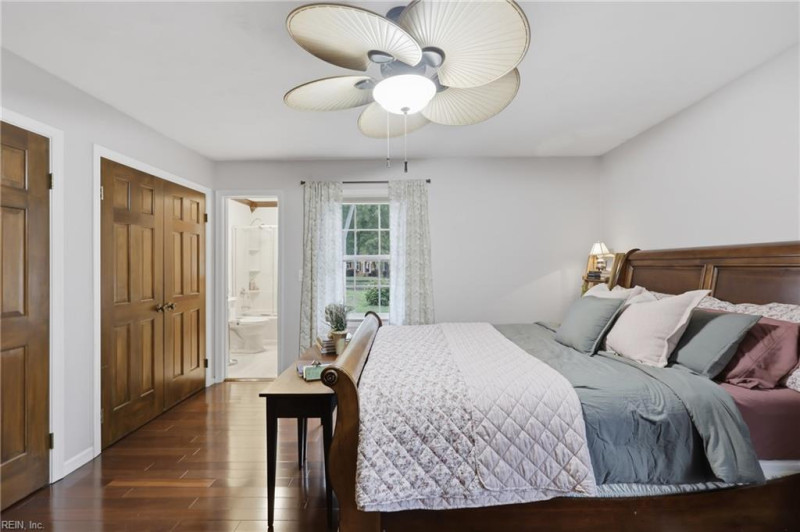 Photo 27 of 50 residential for sale in Chesapeake virginia