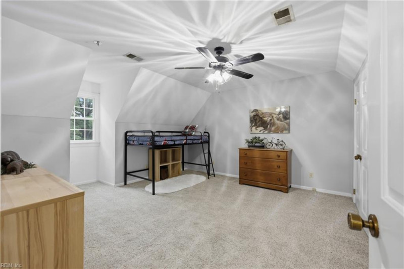 Photo 34 of 50 residential for sale in Chesapeake virginia