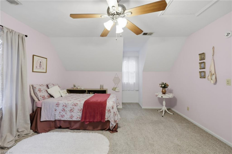 Photo 36 of 50 residential for sale in Chesapeake virginia