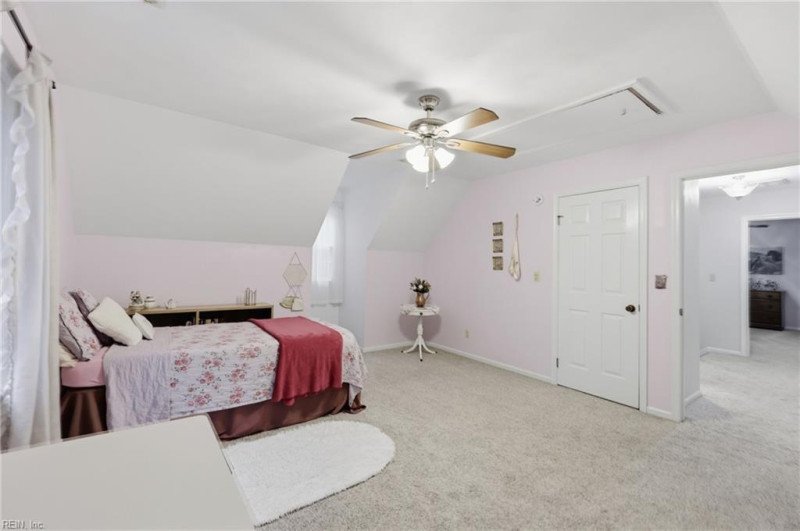Photo 38 of 50 residential for sale in Chesapeake virginia