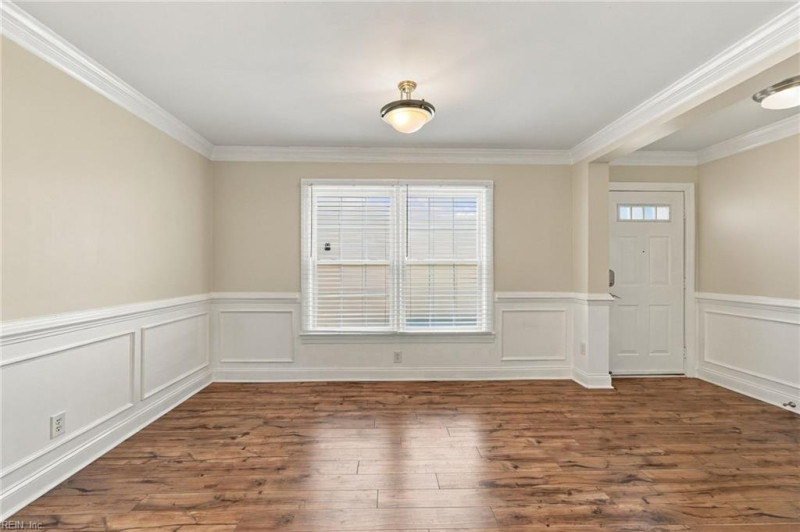 Photo 4 of 35 residential for sale in Norfolk virginia