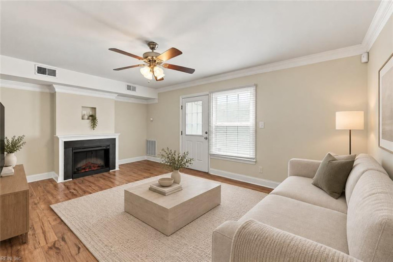Photo 9 of 35 residential for sale in Norfolk virginia