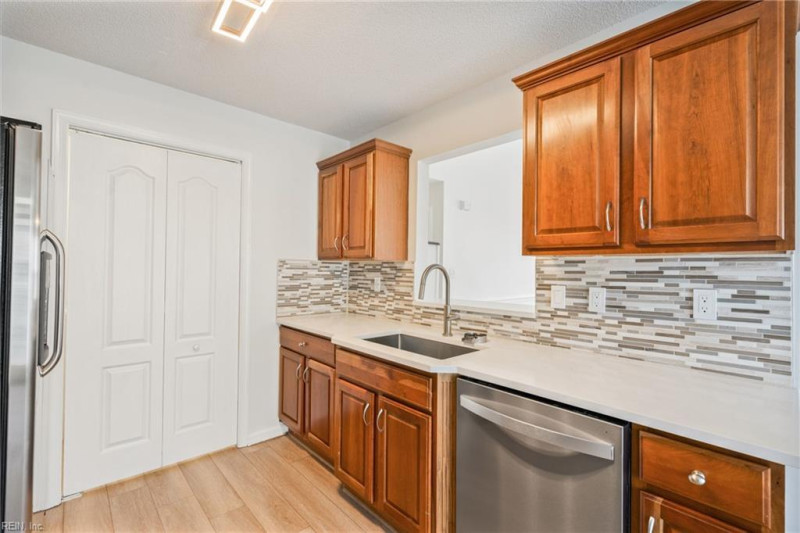 Photo 13 of 36 residential for sale in Portsmouth virginia Photo 13 of 36 residential for sale in Portsmouth virginia
