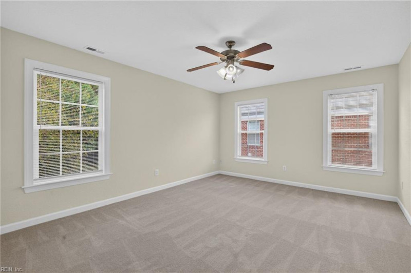 Photo 18 of 37 residential for sale in Suffolk virginia