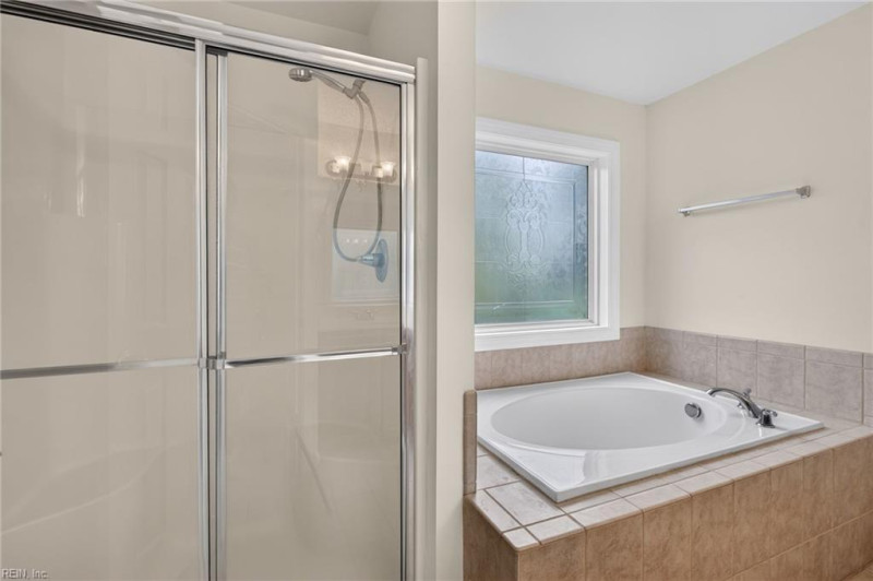 Photo 20 of 37 residential for sale in Suffolk virginia